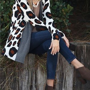 Wanna B Animal Print Cardigan Sz M